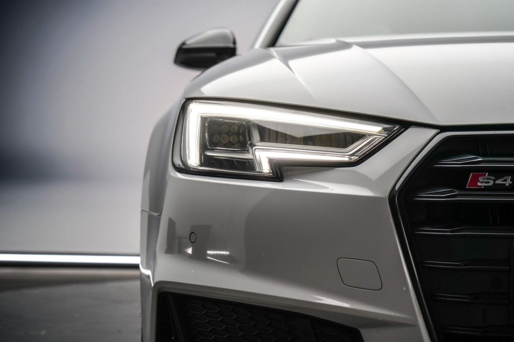 Used Audi A4 2018 for sale - 76574796: Photo 11