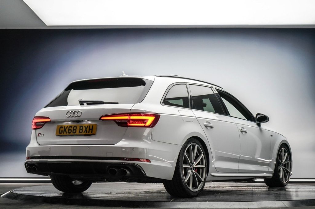 Used Audi A4 2018 for sale - 76574796: Photo 3