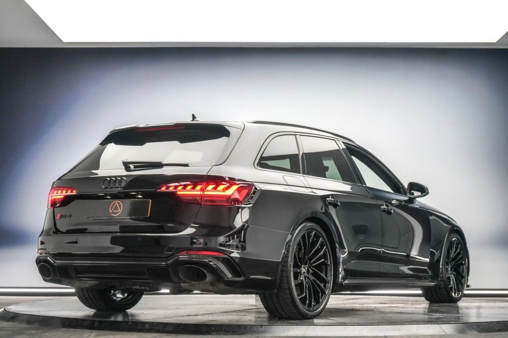 Used Audi RS4 2022 for sale - 76482397: Photo 3