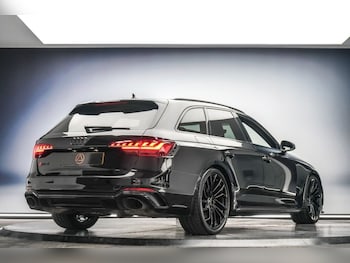 Used Audi RS4 2022 for sale - 76482397: Photo