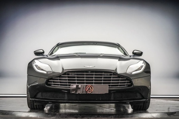 Used Aston Martin DB11 2016 for sale - 76223281: Photo 10