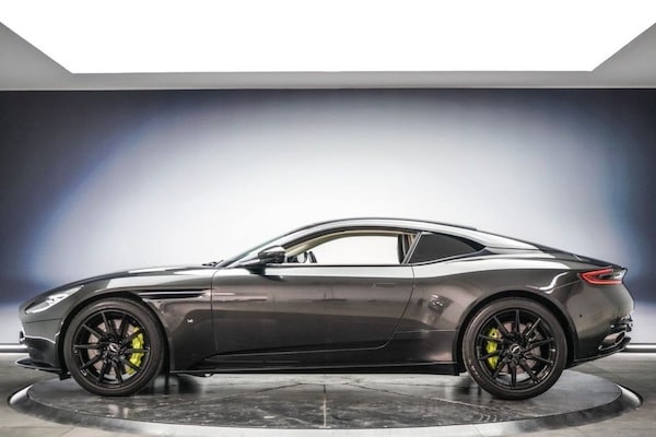 Used Aston Martin DB11 2016 for sale - 76223281: Photo 15