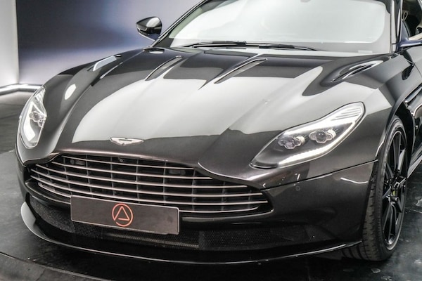 Used Aston Martin DB11 2016 for sale - 76223281: Photo 19
