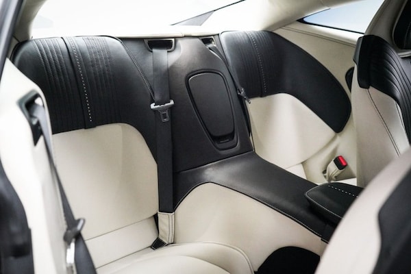 Used Aston Martin DB11 2016 for sale - 76223281: Photo 36