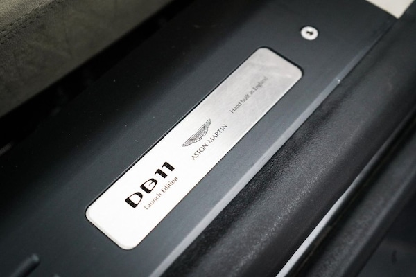 Used Aston Martin DB11 2016 for sale - 76223281: Photo 48