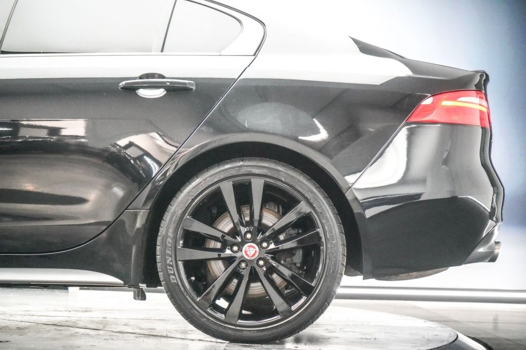 Used Jaguar XE 2019 for sale - 77647839: Photo 15
