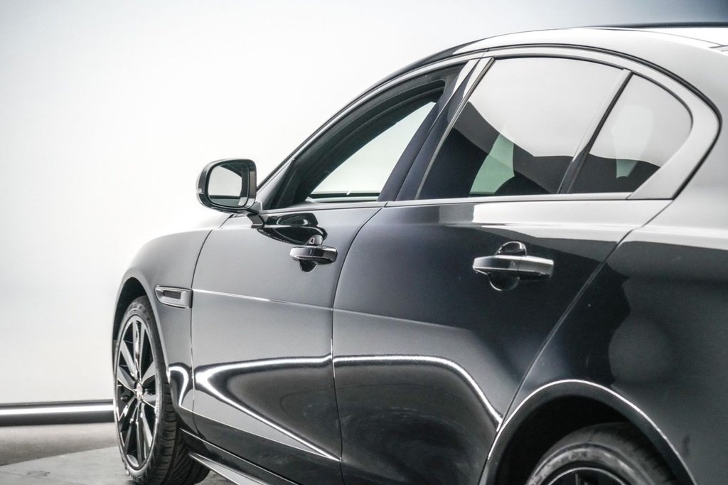 Used Jaguar XE 2019 for sale - 77647839: Photo 21