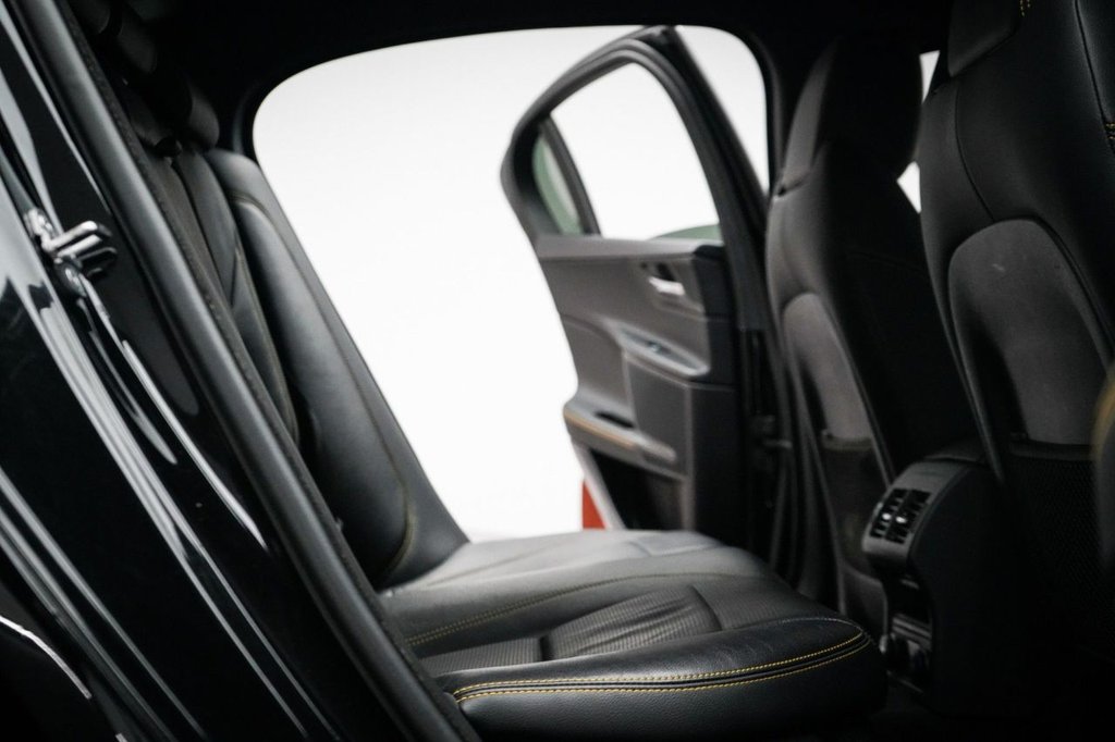 Used Jaguar XE 2019 for sale - 77647839: Photo 30