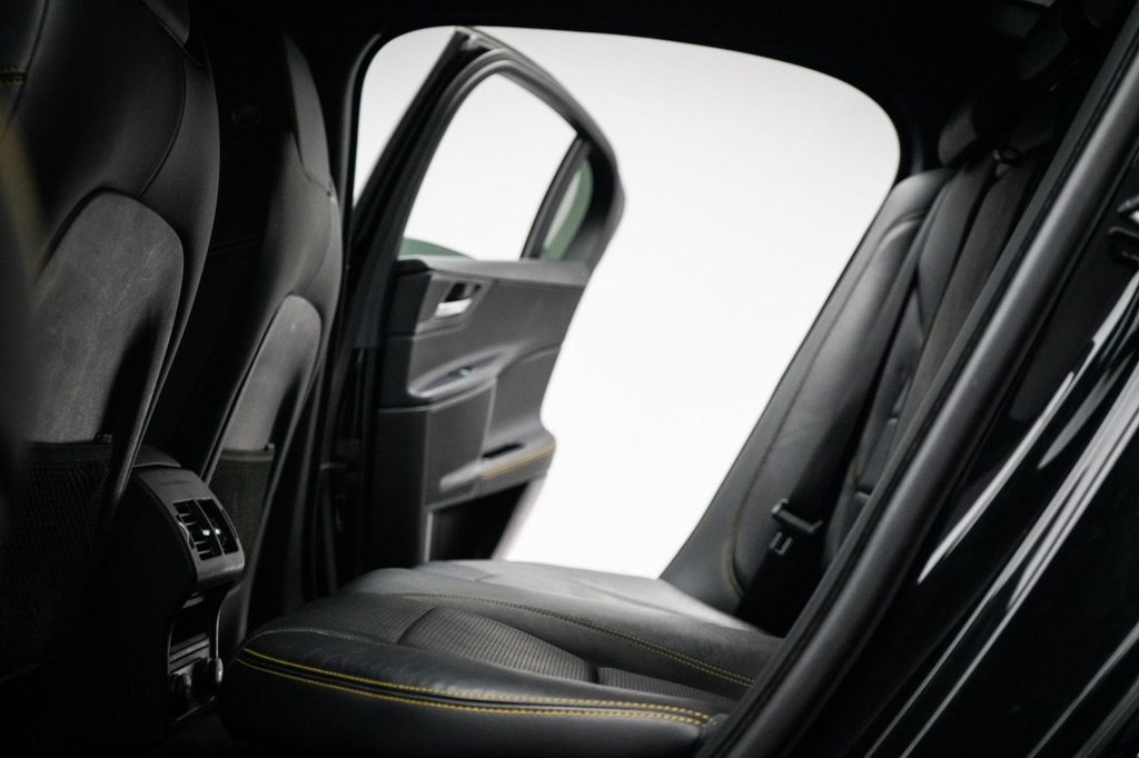 Used Jaguar XE 2019 for sale - 77647839: Photo 32