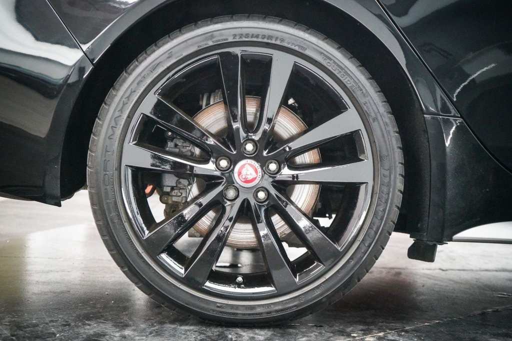 Used Jaguar XE 2019 for sale - 77647839: Photo 49