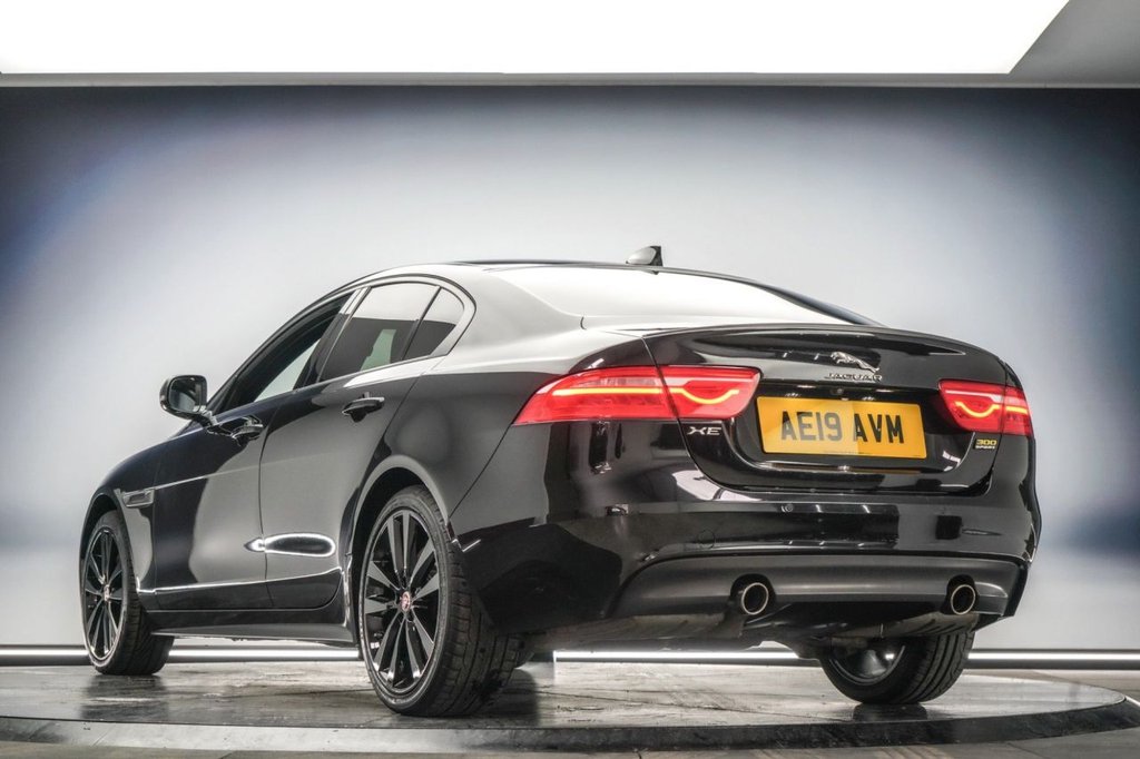 Used Jaguar XE 2019 for sale - 77647839: Photo 7