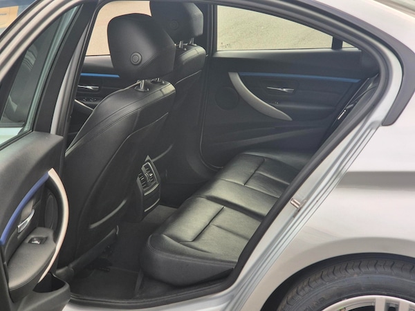 Used BMW 3 Series 2018 for sale - 76218950: Photo 14