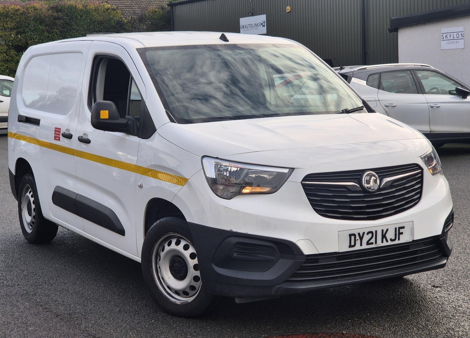 Used Vauxhall Combo 2021 for sale - 76832062: Photo 1