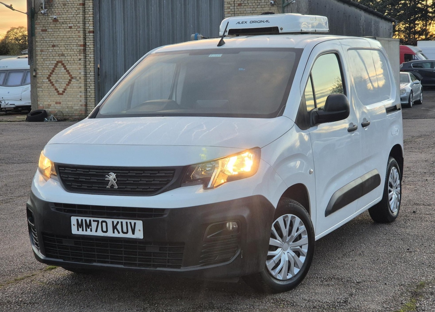 Used Peugeot Partner 2020 for sale - 76734762: Photo 1