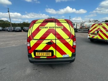 Used Peugeot Partner 2023 for sale - 78380108: Photo