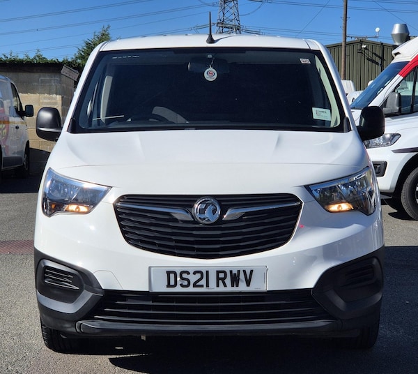 Used Vauxhall Combo 2021 for sale - 76287492: Photo 2