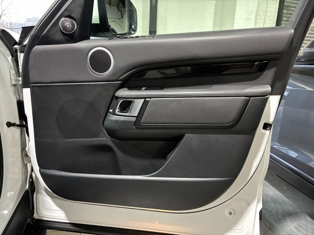 Used Land Rover Discovery 2019 for sale - 77122075: Photo 19