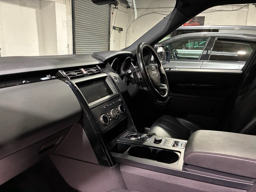 Used Land Rover Discovery 2019 for sale - 77122075: Photo 25