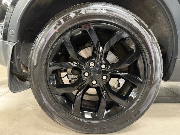 Used Land Rover Discovery Sport 2015 for sale - 76068286: Photo 14