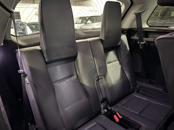 Used Land Rover Discovery Sport 2015 for sale - 76068286: Photo 25