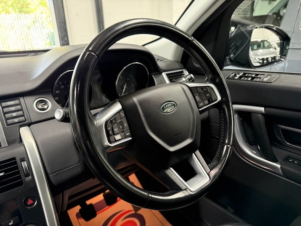 Used Land Rover Discovery Sport 2015 for sale - 76068286: Photo 31