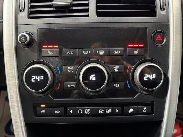 Used Land Rover Discovery Sport 2015 for sale - 76068286: Photo 32