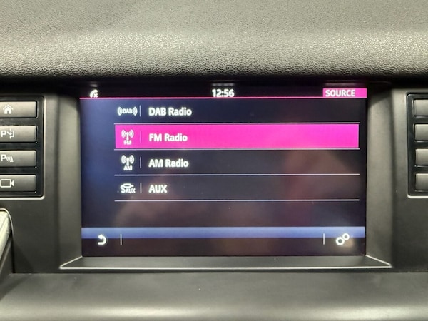 Used Land Rover Discovery Sport 2015 for sale - 76068286: Photo 36