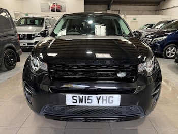 Used Land Rover Discovery Sport 2015 for sale - 76068286: Photo 3