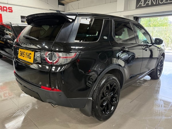 Used Land Rover Discovery Sport 2015 for sale - 76068286: Photo 6