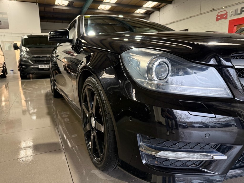 Used Mercedes-Benz C Class 2012 for sale - 77249900: Photo 10
