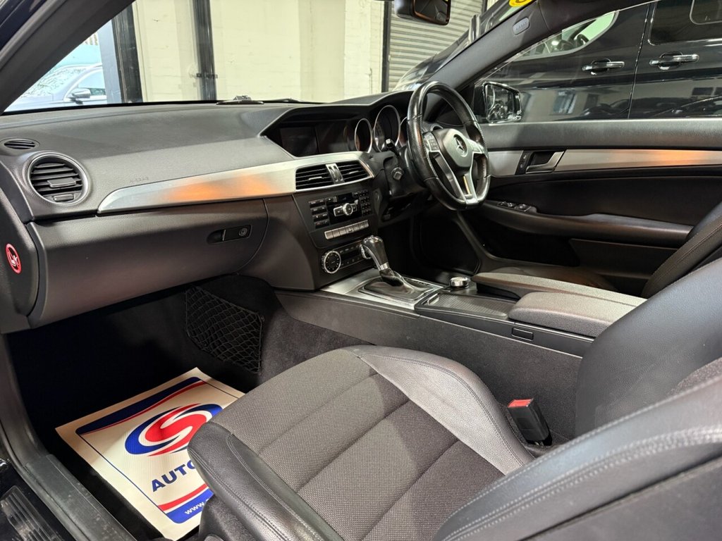 Used Mercedes-Benz C Class 2012 for sale - 77249900: Photo 23