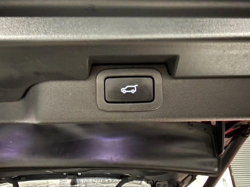 Used Land Rover Discovery 2017 for sale - 77263843: Photo 25