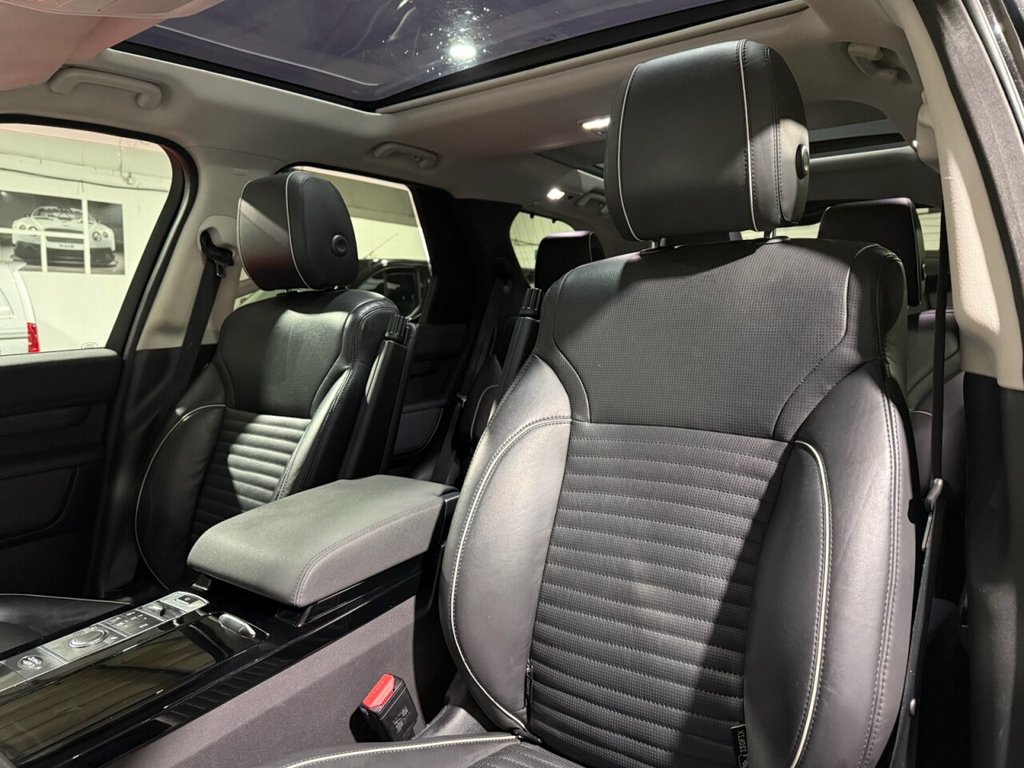 Used Land Rover Discovery 2017 for sale - 77263843: Photo 30