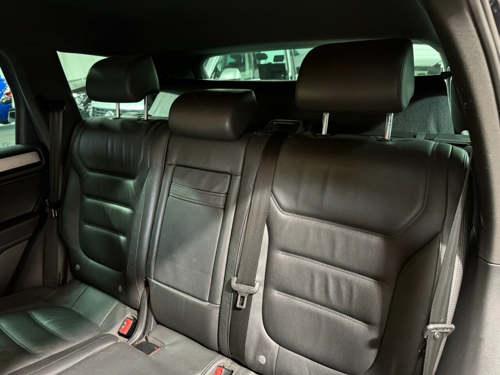 Used Volkswagen Touareg 2012 for sale - 76185276: Photo 25