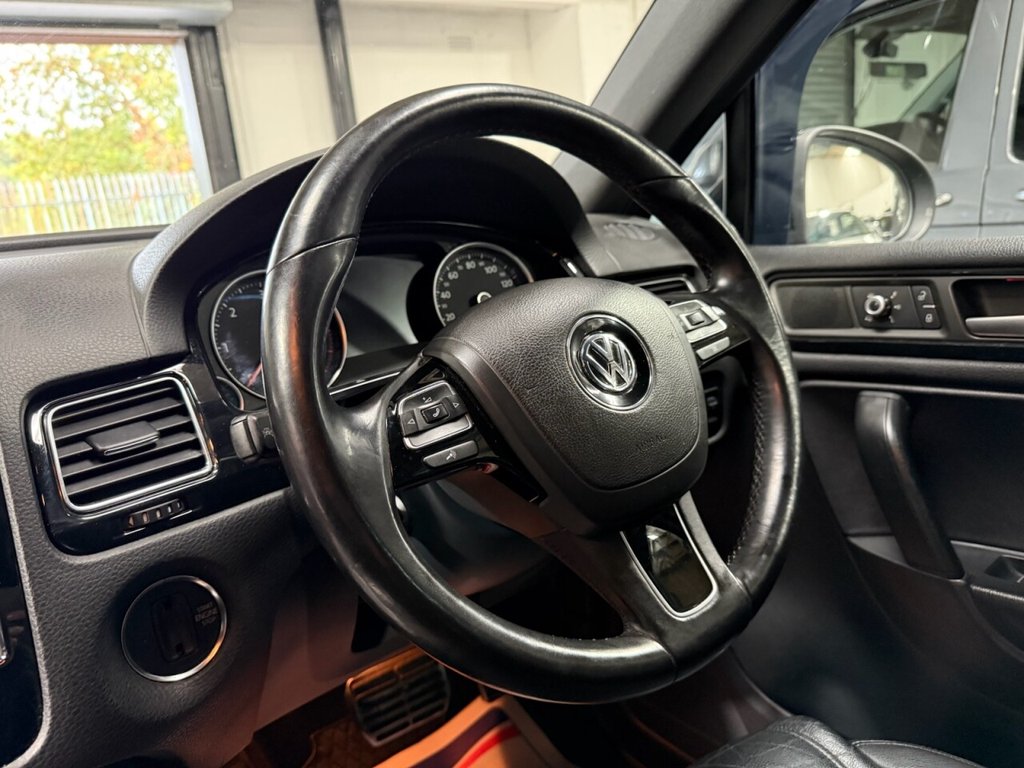Used Volkswagen Touareg 2012 for sale - 76185276: Photo 29