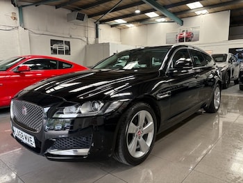 Used Jaguar XF 2019 for sale - 79276102: Photo