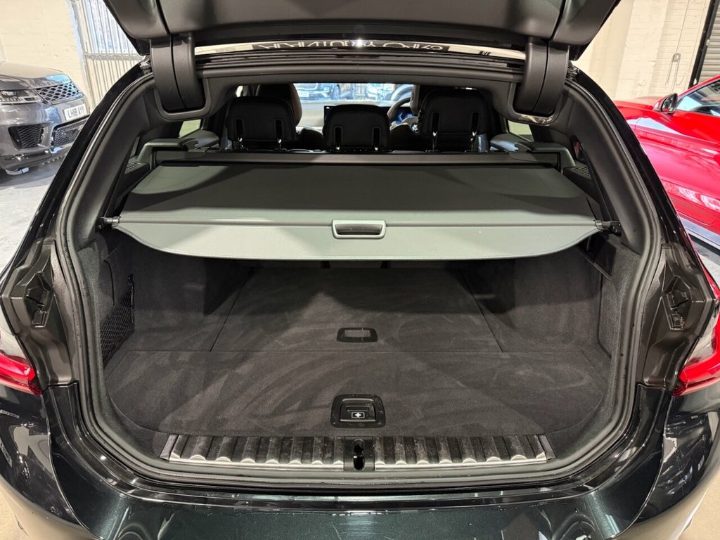 Used BMW 3 Series 2024 for sale - 77263509: Photo 24