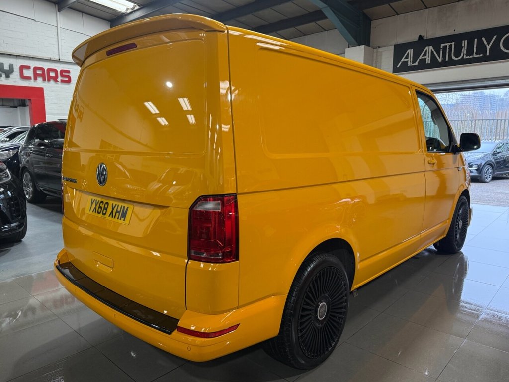 Used Volkswagen Transporter 2018 for sale - 77407787: Photo 6