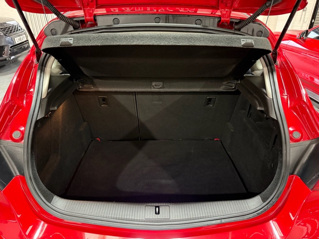 Used Vauxhall Astra 2013 for sale - 77276441: Photo 23