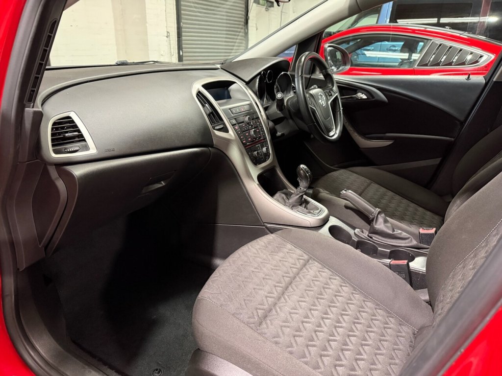 Used Vauxhall Astra 2013 for sale - 77276441: Photo 26