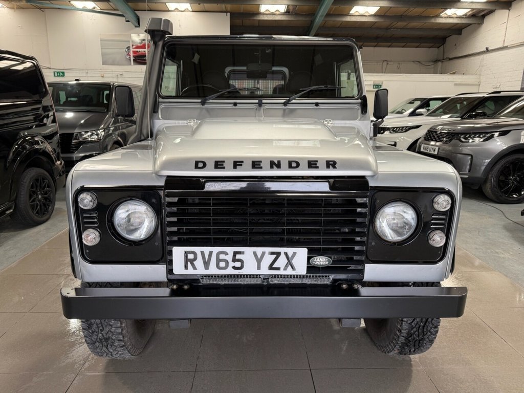 Used Land Rover Defender 2015 for sale - 76632325: Photo 3