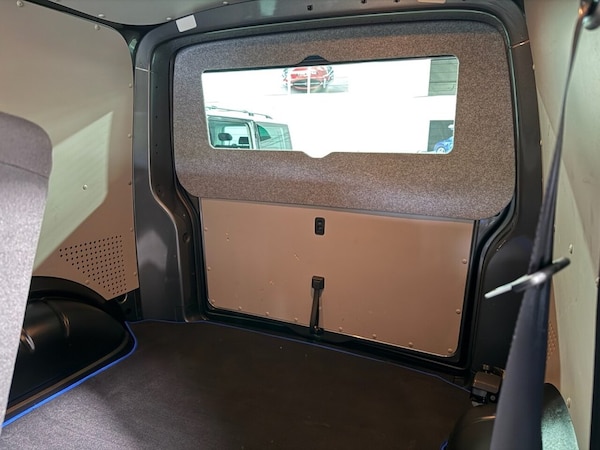 Used Volkswagen Transporter 2019 for sale - 76203416: Photo 21