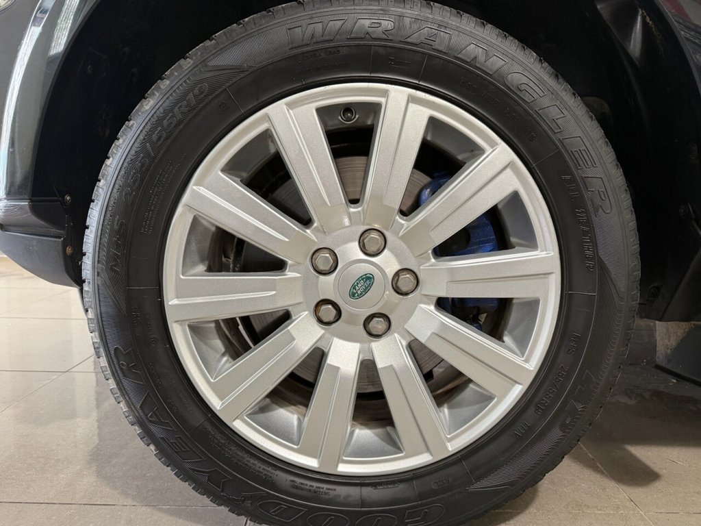 Used Land Rover Discovery 2011 for sale - 77990783: Photo 12