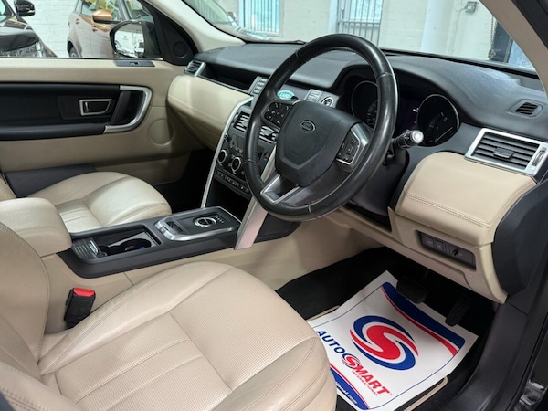 Used Land Rover Discovery Sport 2015 for sale - 75642218: Photo 16
