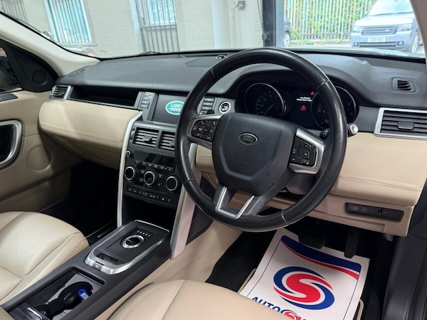 Used Land Rover Discovery Sport 2015 for sale - 75642218: Photo 17