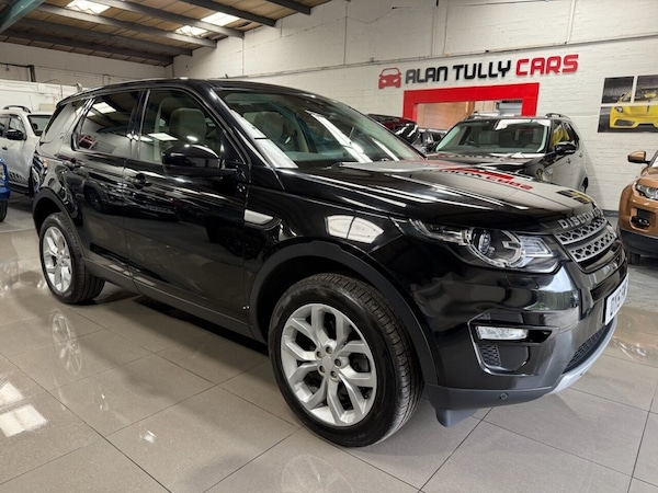 Used Land Rover Discovery Sport 2015 for sale - 75642218: Photo 1