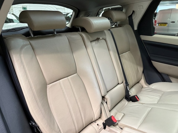 Used Land Rover Discovery Sport 2015 for sale - 75642218: Photo 21
