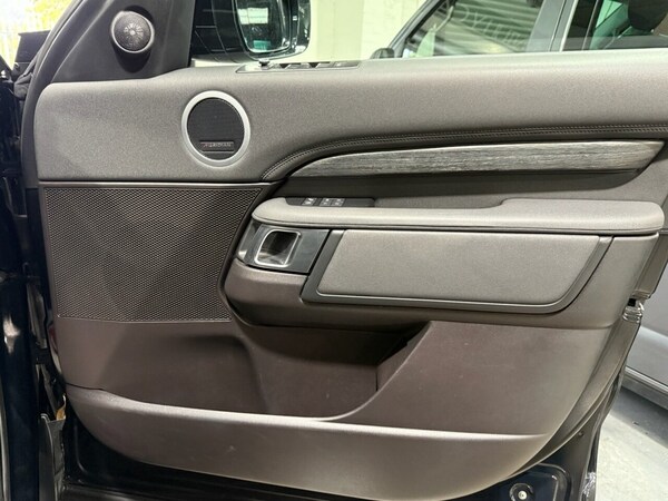 Used Land Rover Discovery 2017 for sale - 76235905: Photo 19