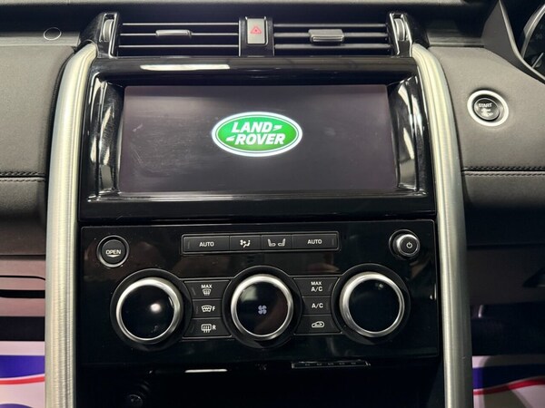 Used Land Rover Discovery 2017 for sale - 76235905: Photo 33