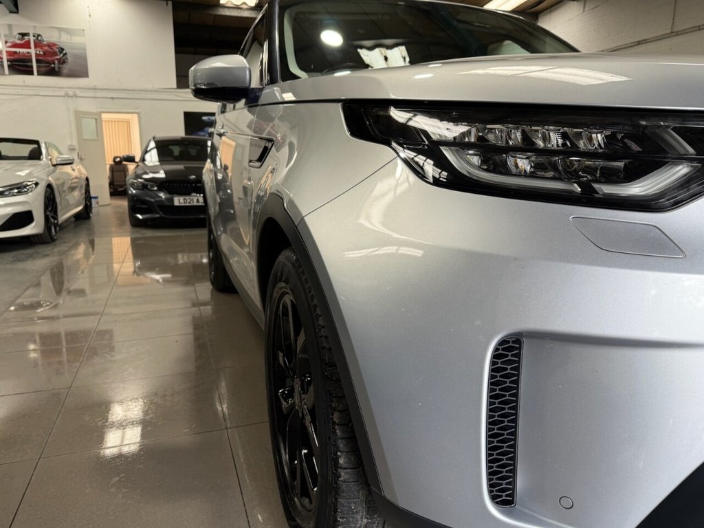 Used Land Rover Discovery 2017 for sale - 75912262: Photo 10